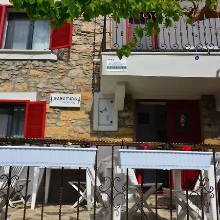 Paparuna Butik Bed & Breakfast