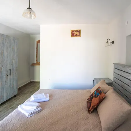 Bed & Breakfast Paparuna Butik İmroz