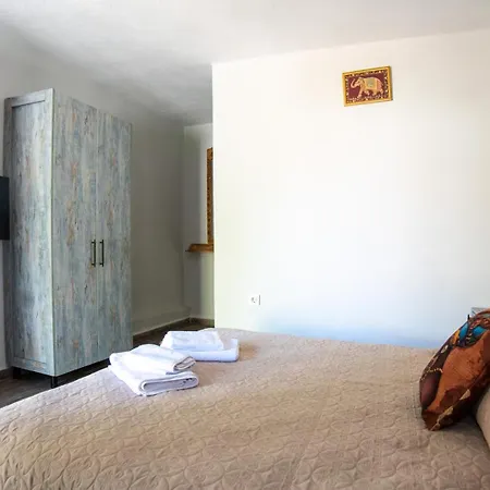 Paparuna Butik İmroz